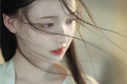 新晋小花要拆很新的房子被黑料骂上热搜是因为爱太多？