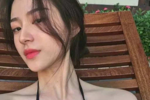 黄一鸣直播带娃被扒欠款55万、限高！王思聪不回应真不是没理由